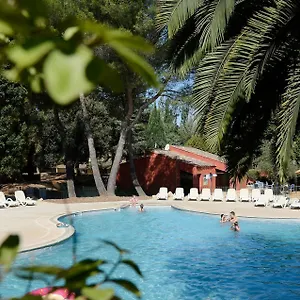 Aparthotel Résidence Odalys Le Village Camarguais Les Gardians